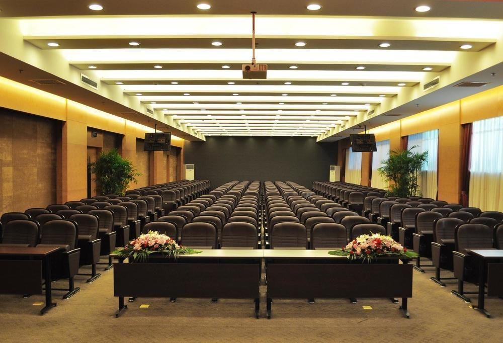Changchun Ya Tai Hotel Exteriör bild