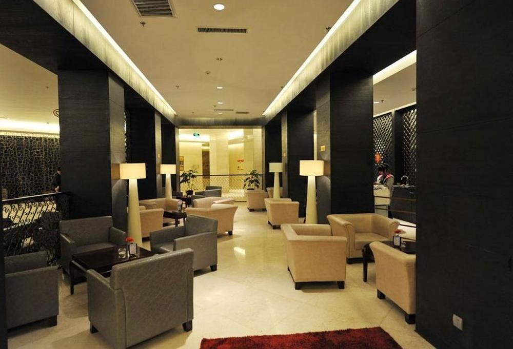 Changchun Ya Tai Hotel Exteriör bild