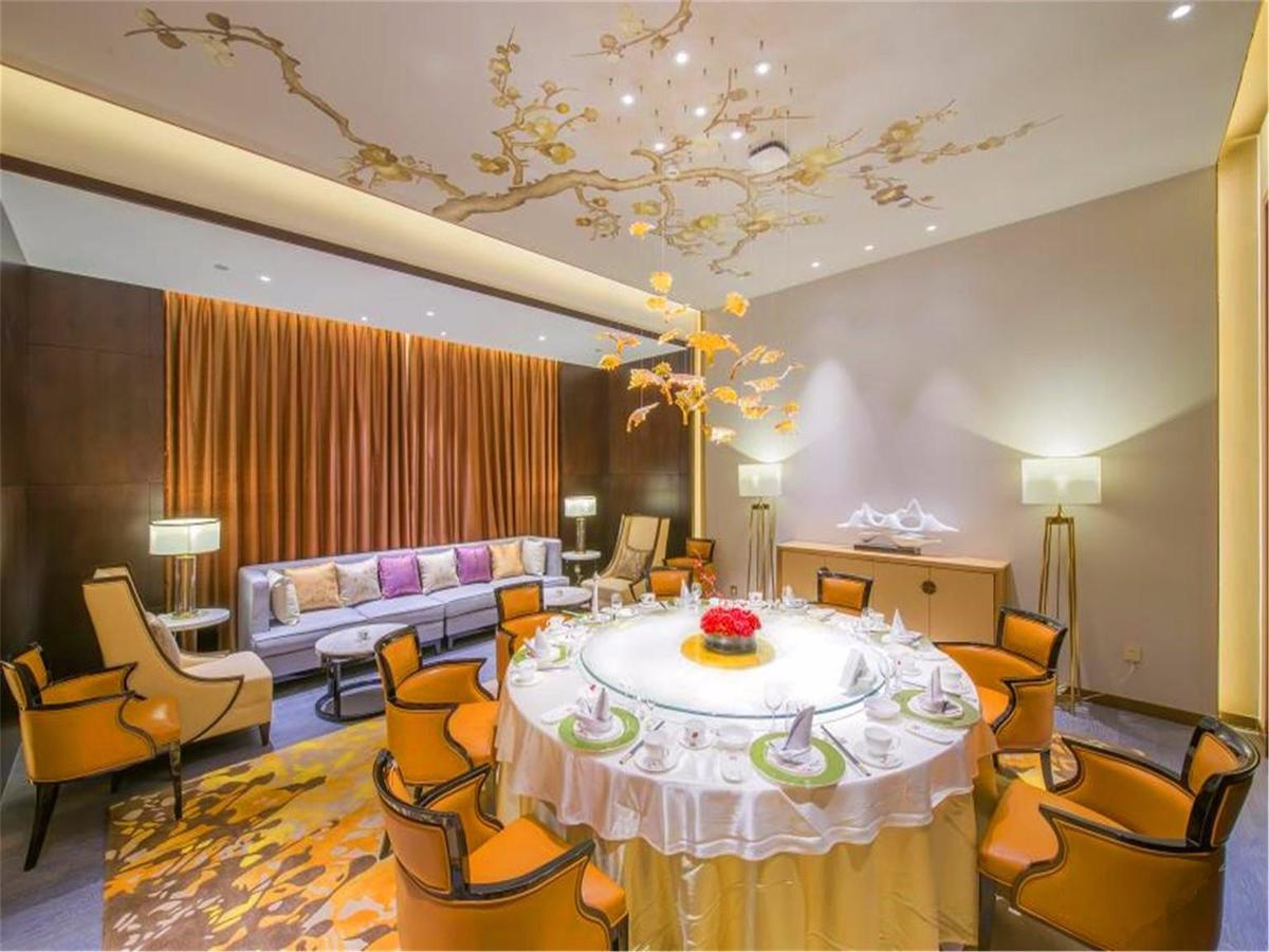 Changchun Ya Tai Hotel Exteriör bild