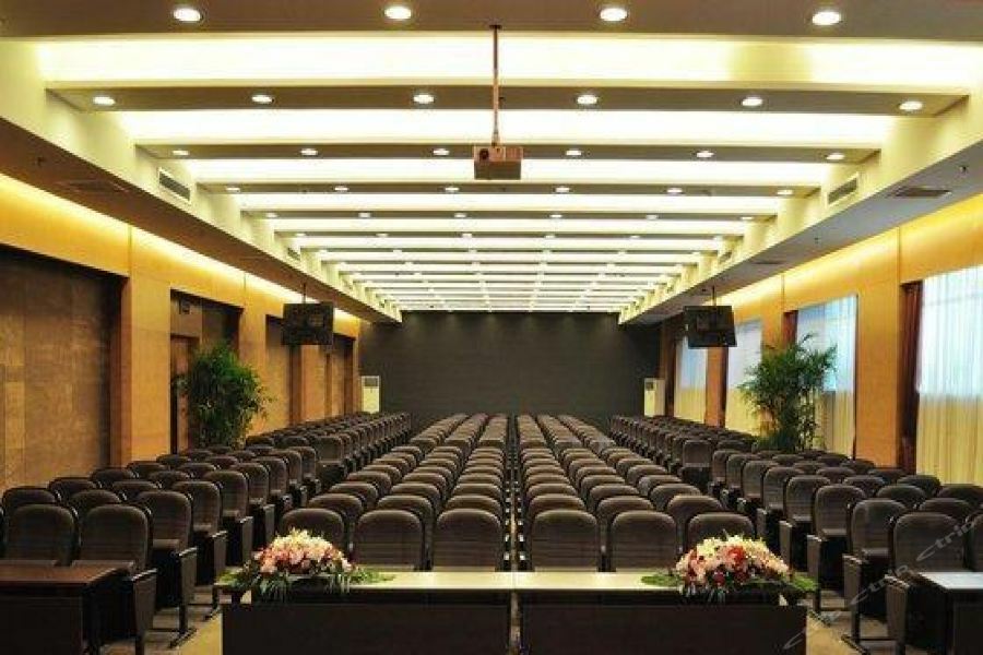 Changchun Ya Tai Hotel Exteriör bild